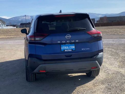 Used 2022 Nissan Rogue SV image 7