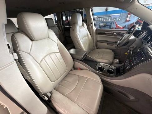 Used 2014 Buick Enclave Leather FWD image 33