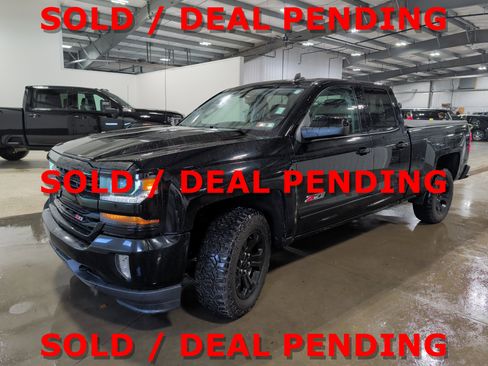 Used 2019 Chevrolet Silverado 1500 LT w/ All Star Edition image 6