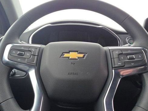 New 2025 Chevrolet Blazer LT w/ Convenience Package image 15