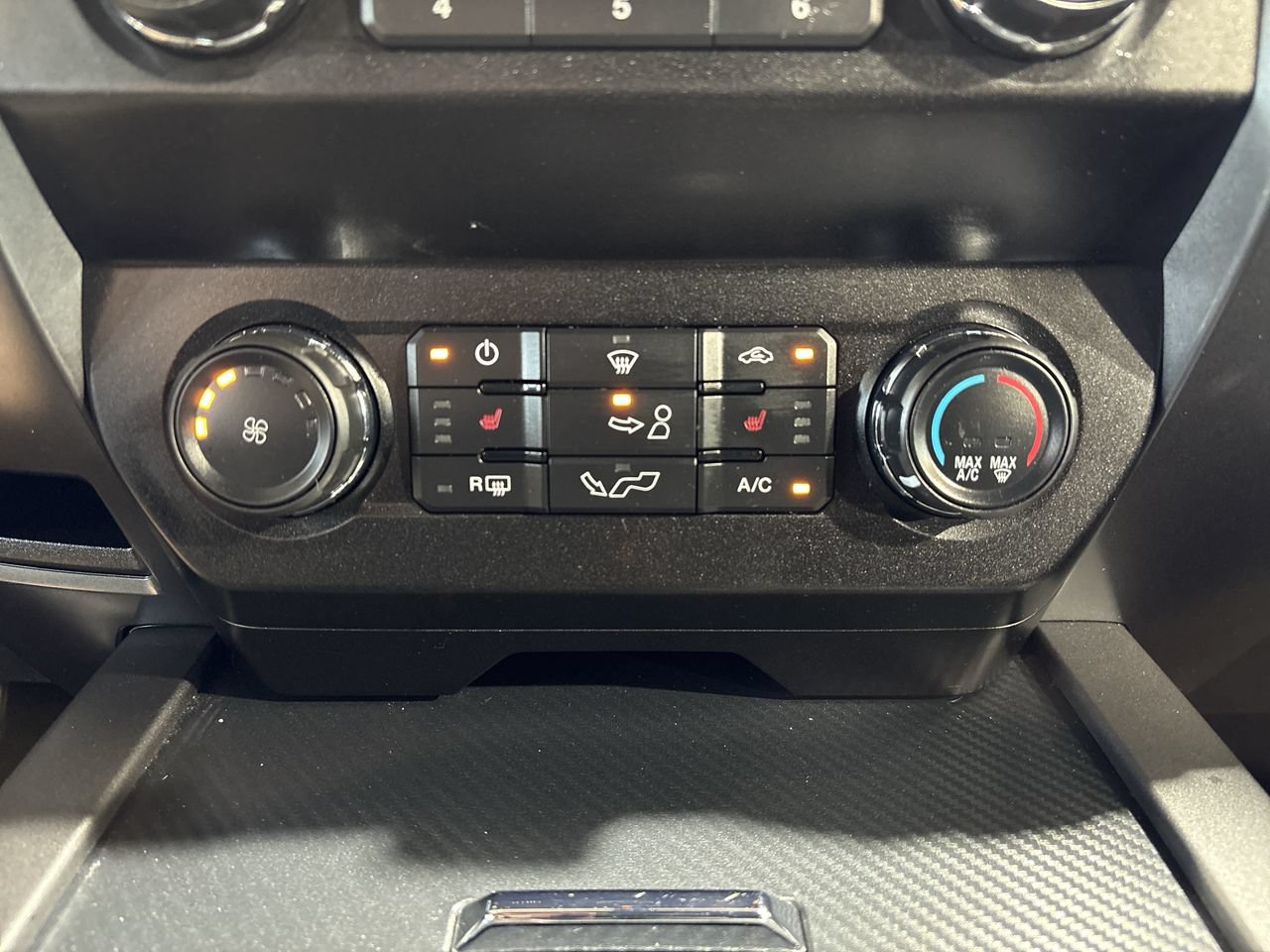 Used 2020 Ford F150 XLT w/ Equipment Group 302A Luxury AWD/4WD image 19
