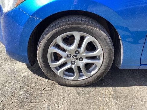 Used 2016 Scion iA image 10