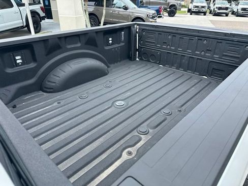 Used 2025 Ford F250 Platinum AWD/4WD image 35