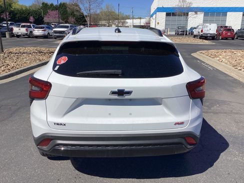 New 2026 Chevrolet Trax RS w/ Driver Confidence Package FWD image 3