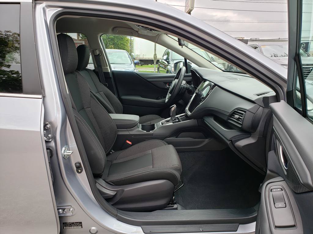 Used 2024 Subaru Outback Premium AWD/4WD image 17