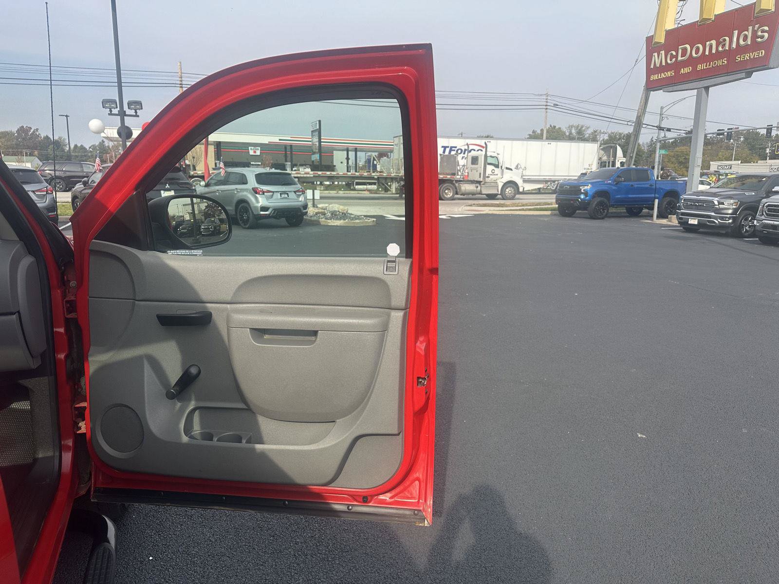 Used 2010 GMC Sierra 1500 W/T RWD image 23