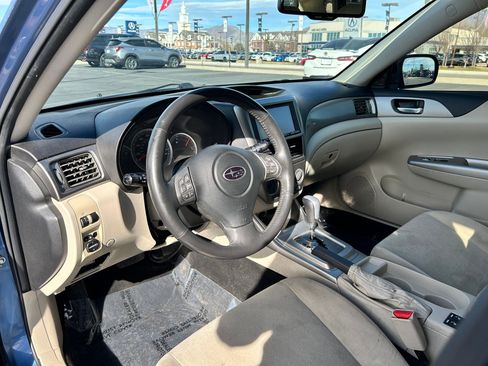 Used 2010 Subaru Impreza 2.5i Premium AWD/4WD image 11