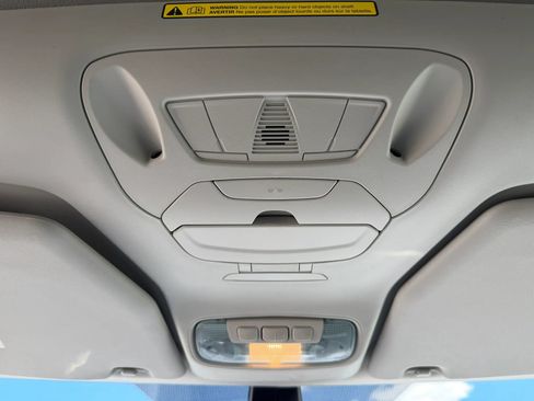 Used 2021 Ford Transit Connect XLT FWD image 31