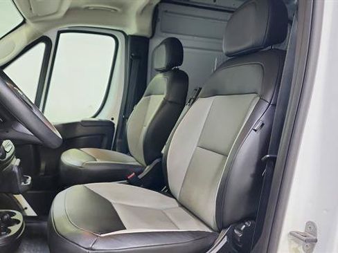 Used 2014 Nissan Frontier SV RWD image 35