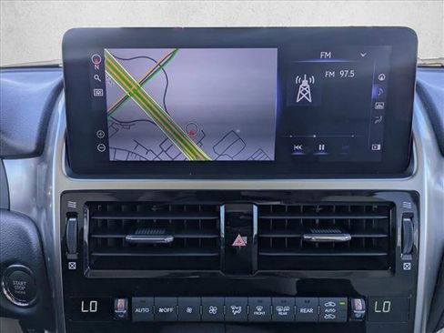 Used 2023 Lexus GX 460 Premium image 15