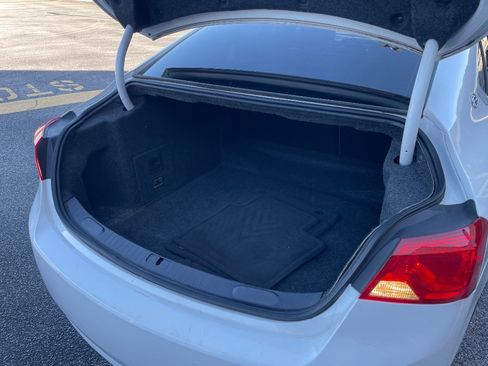 Used 2015 Chevrolet Impala LT image 50