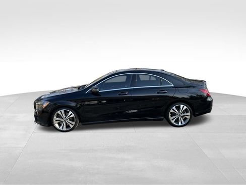 Used 2019 Mercedes-Benz CLA 250 4MATIC image 2