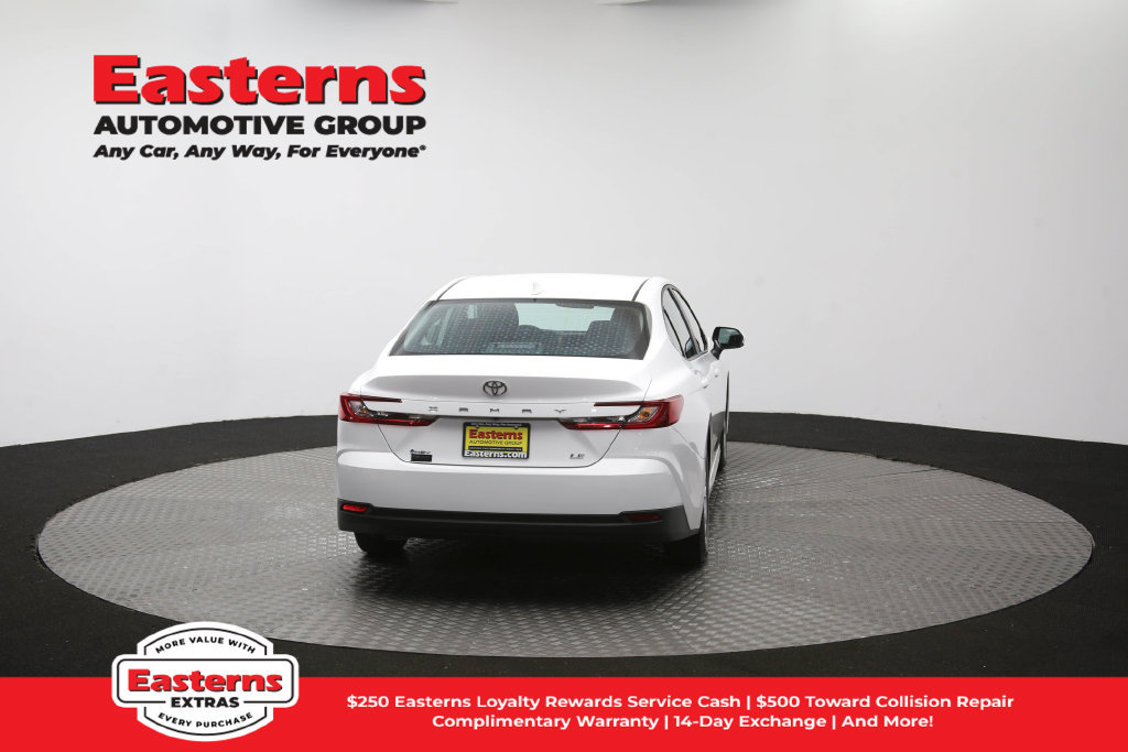 Used 2025 Toyota Camry LE FWD image 38