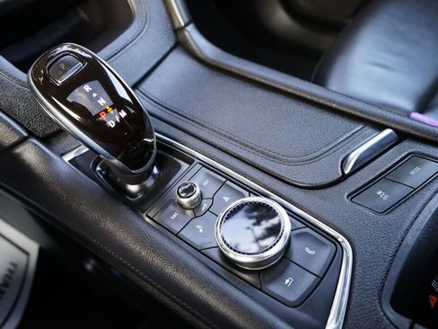 Used 2020 Cadillac XT6 Premium Luxury w/ Platinum Package image 19