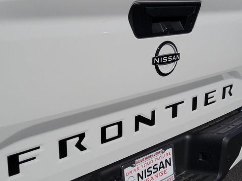 New 2026 Nissan Frontier SV w/ SV Convenience Package RWD image 16