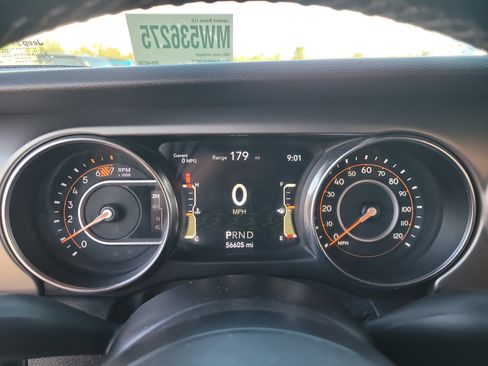 Used 2021 Jeep Wrangler Sport AWD/4WD image 26