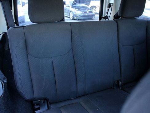 Used 2016 Jeep Wrangler Unlimited Sport w/ Quick Order Package 24S image 19