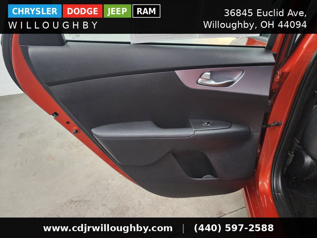 Used 2022 Kia Forte LXS FWD image 25