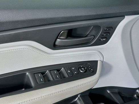 Used 2019 Honda Odyssey EX-L image 17