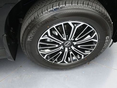 New 2026 Nissan Armada Platinum image 39