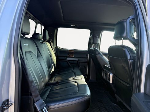 Used 2016 Ford F150 Platinum w/ Equipment Group 701A Luxury image 18