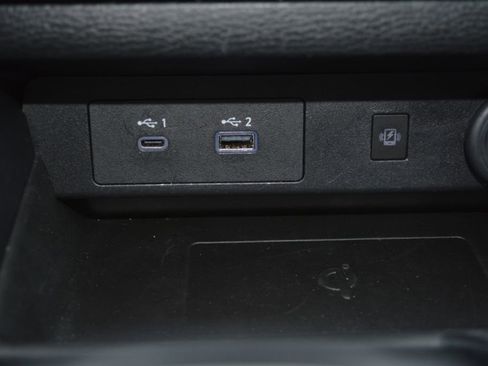 Used 2024 Mitsubishi Outlander SE image 22