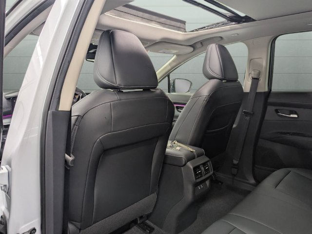 Used 2025 Nissan Murano SL AWD/4WD image 29
