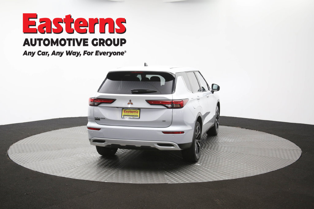 Used 2024 Mitsubishi Outlander SE AWD/4WD image 41