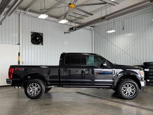 Used 2020 Ford F250 Lariat w/ Lariat Ultimate Package AWD/4WD image 2