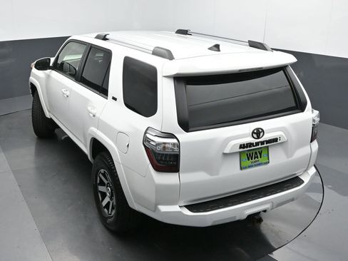 Used 2021 Toyota 4Runner SR5 image 39