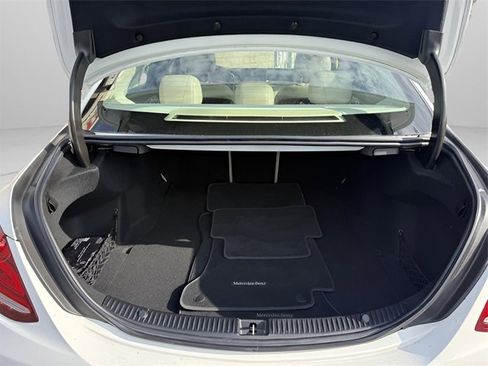 Used 2015 Mercedes-Benz C 300 4MATIC Sedan image 6
