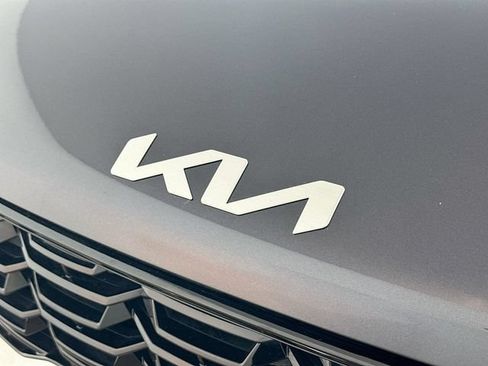 Used 2025 Kia Sorento S AWD/4WD image 25