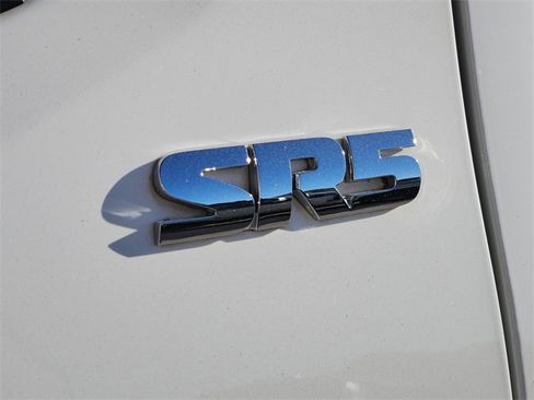 Used 2021 Toyota Tacoma SR5 w/ SR5 Appearance Package (SM) image 13