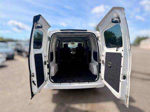Used 2017 Nissan NV200 SV w/ Back Door Glass Package FWD image 10
