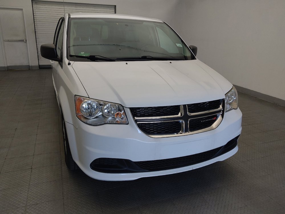 Used 2017 Dodge Grand Caravan SE FWD image 14