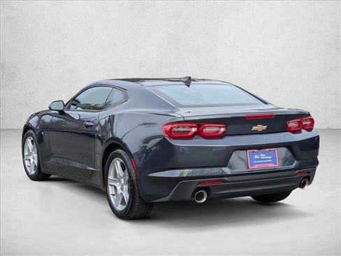 Used 2020 Chevrolet Camaro LT image 8