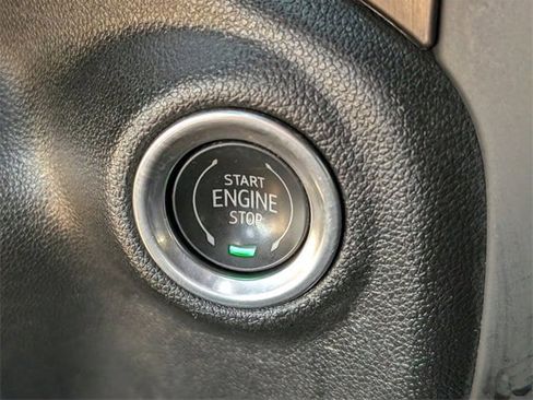 Used 2021 GMC Sierra 1500 AT4 w/ AT4 Premium Package image 19