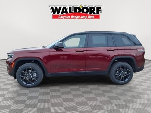 New 2025 Jeep Grand Cherokee Limited image 4