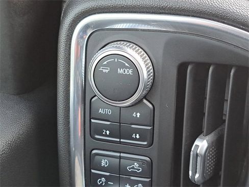 Used 2022 GMC Sierra 2500 Denali w/ Denali Ultimate Package image 10