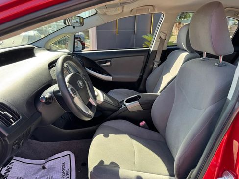 Used 2013 Toyota Prius Two FWD image 15