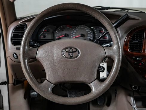 Used 2004 Toyota Sequoia SR5 w/ Convenience Pkg RWD image 16