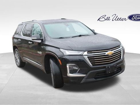 Used 2022 Chevrolet Traverse High Country w/ LPO, Floor Liner Package image 3