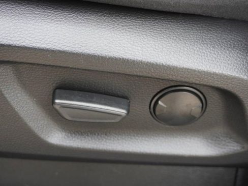 Used 2023 Ford Ranger Lariat w/ Tremor Off-Road Package image 24