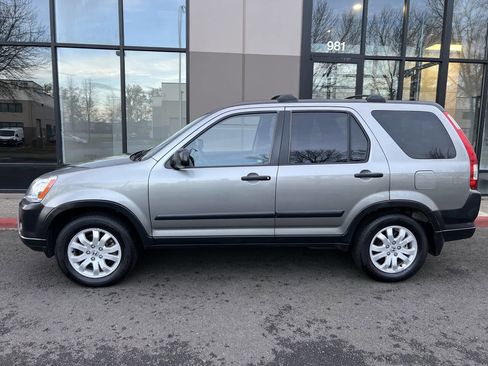 Used 2005 Honda CR-V EX image 6