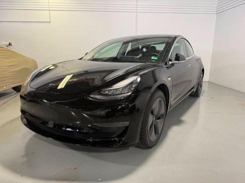 Used 2019 Tesla Model 3 Long Range AWD/4WD image 3