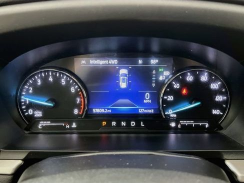 Used 2022 Ford Explorer XLT w/ Equipment Group 202A AWD/4WD image 14
