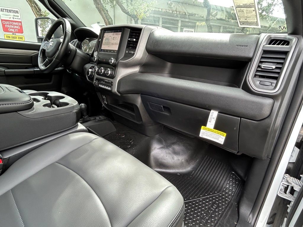 Used 2024 RAM 3500 Tradesman AWD/4WD image 35
