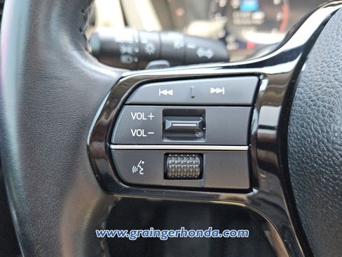 Certified 2023 Honda Pilot Elite image 19