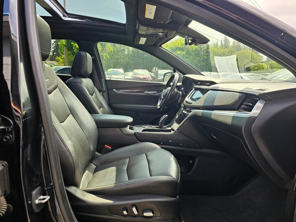 Used 2021 Cadillac XT5 Premium Luxury AWD/4WD image 9