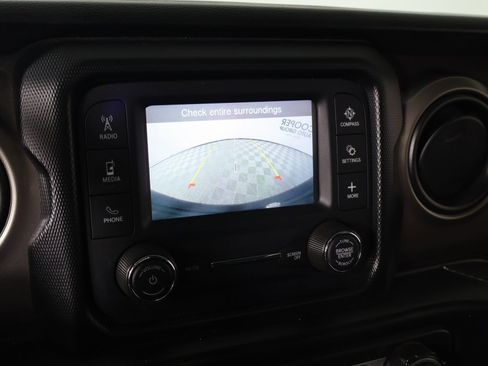 Used 2021 Jeep Wrangler Unlimited Sport AWD/4WD image 6